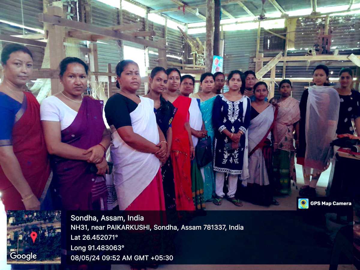 A glimpse of the ongoing PMKVY 4.0 Special Project for the job role of Jacquard Weaver Handloom at the NEHHDC Training Centre, Sondha, Nalbari Assam. @PMKVY_INDIA @MSDESkillIndia @NSDCINDIA @MDoNER_India