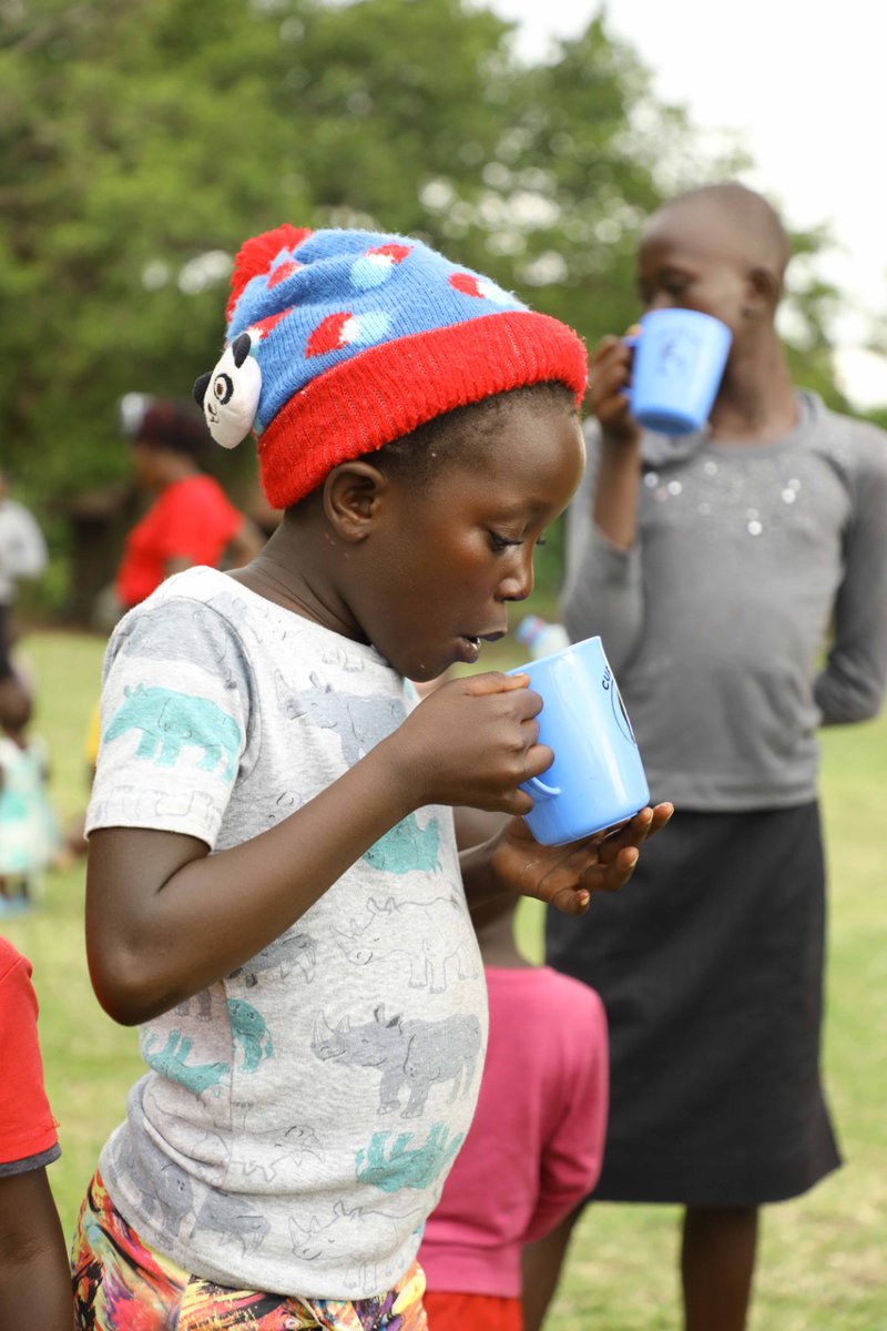 In partnership with the National Government and community-based disaster response teams, we delivered crucial supplies to 380 households currently sheltered at Osodo Primary and Secondary schools. These families have been severely impacted by the floods in Osodo village and