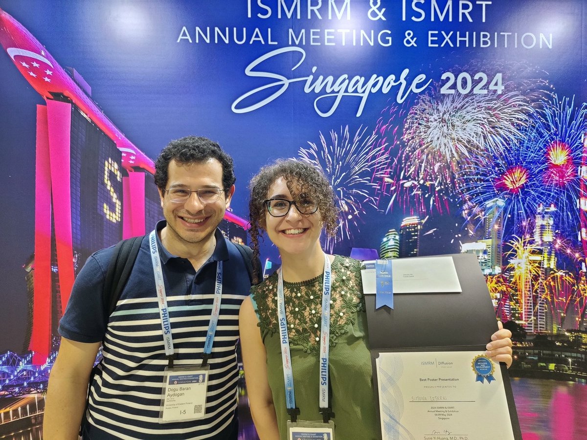 🥳 Huge congratulations to our very own group member, @LeserriSimona, for winning the ISMRM Diffusion Study Group's Newbie Abstract Award 🏆 for her work on HARP, a new strategy to improve the accuracy of whole brain #tractography 🧠 #ISMRM24 #ProudMentor 🤩