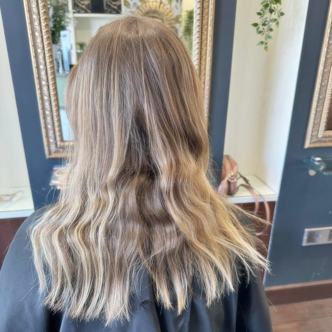 Refreshed, renewed, and ready to conquer the world with my stunning highlight color transformation 💫 Hair by Jadine…. Book yours online or give us a call 📞😀 #ConfidenceBoost #NewLook #HairInspo #mandmhair #colourtransformation #leicesterhair #hairinspiration #hairideas