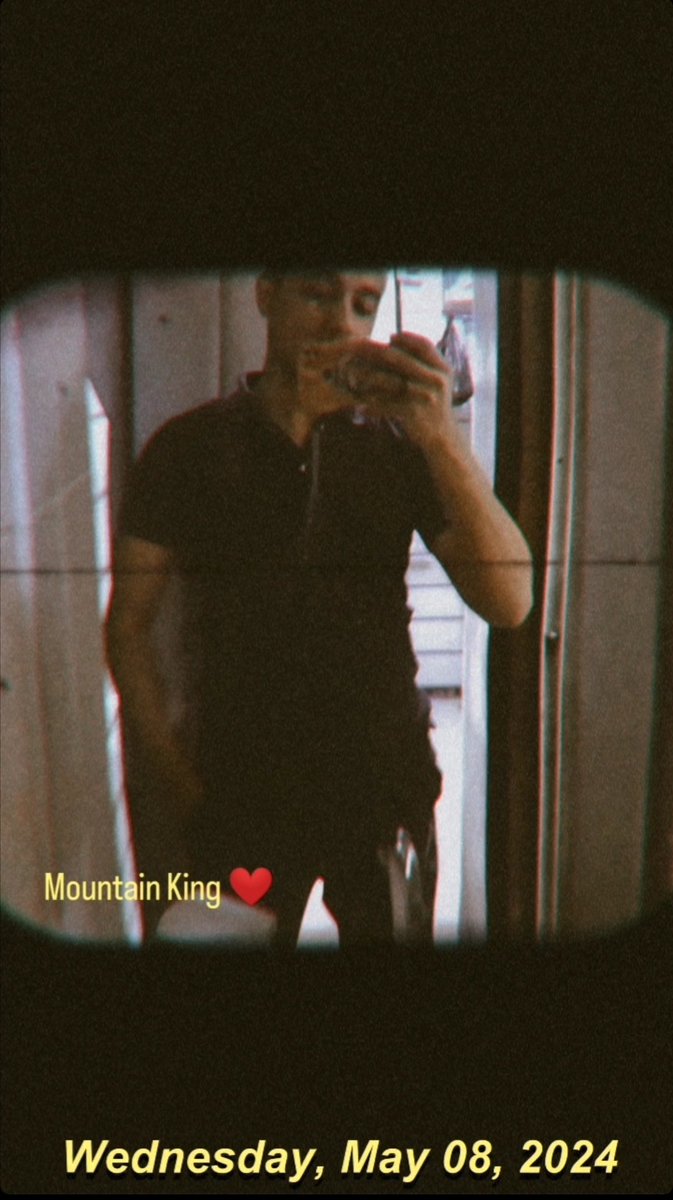 Good morning ❤️
At work ✨