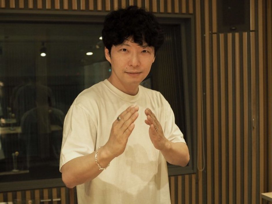 푹자고 있다가 큰 소리 나서 바로 공격태세를 갖춘 햄쥑..