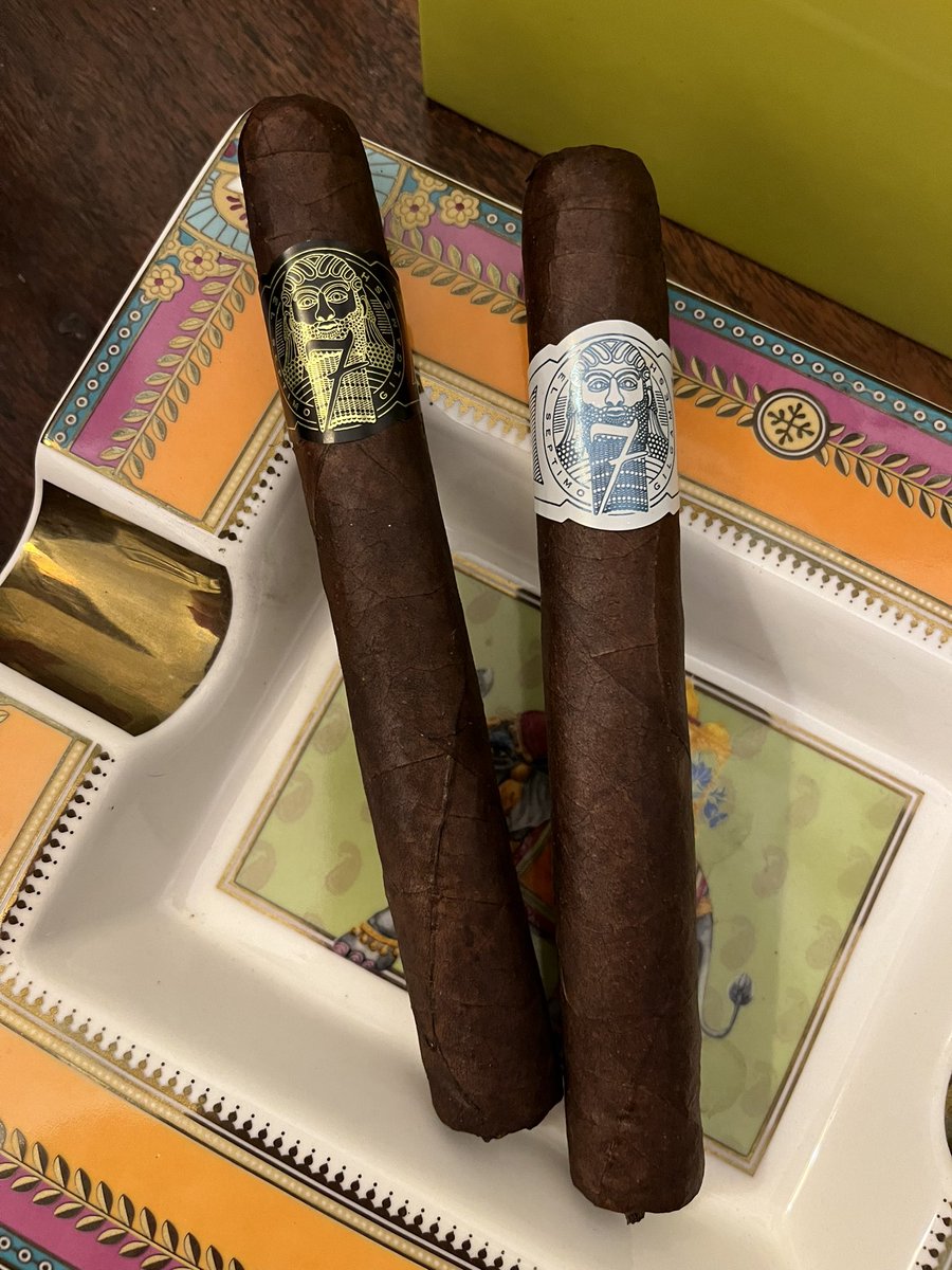 El Septimo The Gilgamesh Collection Sable Shamash and Aqua 6” x 50 these great cigars. #elseptimoceo #elseptimocigars #elseptimo #cigars #cigarlover #cigarsmoker #cigaroftheday #bestofthebest