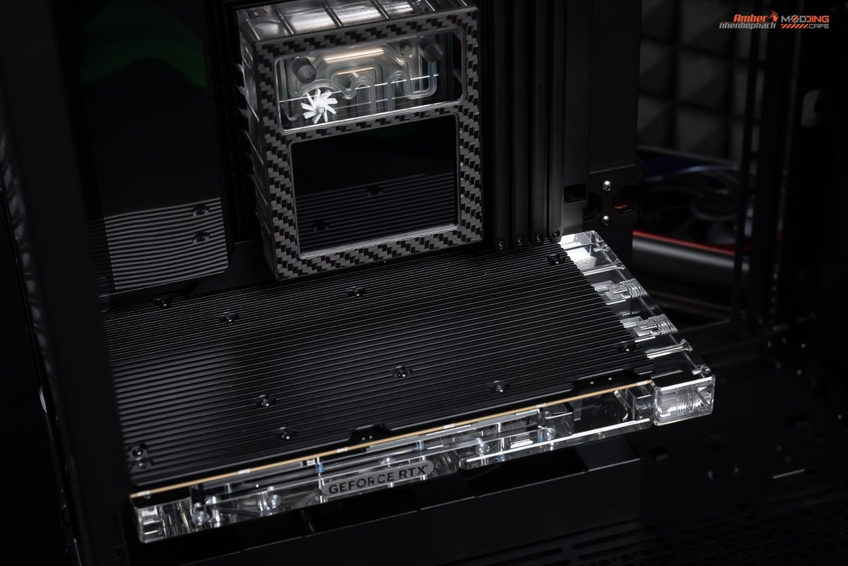 Current waterblocks for ROG Strix/TUF 4090 are compatible with ROG Strix 4090 BTF. It will be especially beautiful with the Bitspower BP-VG4090AST