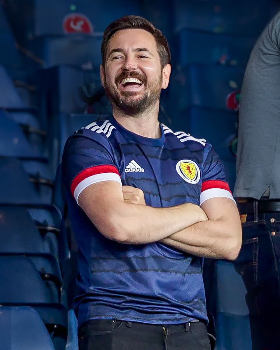 Happy 40th birthday to Greenock-born actor Martin Compston. Star of Line of Duty, Sweet Sixteen and many more. Have a cracking day!
