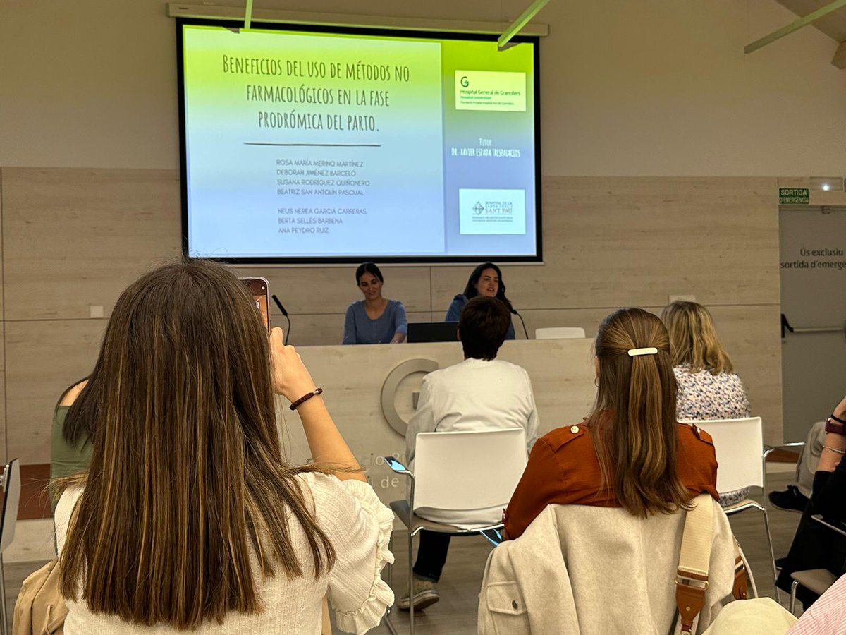 FilialVOR's tweet image. #sessioresidents Ahir, a la @FilialVOR , presentació dels treballs de final de residència de les llevadores i infermera geriàtrica de @hggranollers. Moltes felicitats a totes!!!