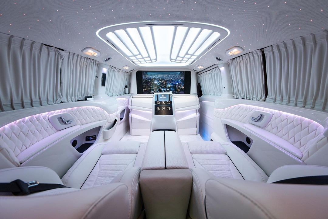 ercanmalkoc's tweet photo. Ertex Luxury Car Design Mercedes V-Class 30th Year Edition #ertex #luxury #cardesign #mercedes #vclass #vito #caravelle #luxuryvan #luxurycars #luxurymobility #vipvan #sprintervan #sprinter #customcar #customiterior #s63amg #maybach #viphelicopter #privatejet #aircraft https://t.co/JM7FYLMDVi