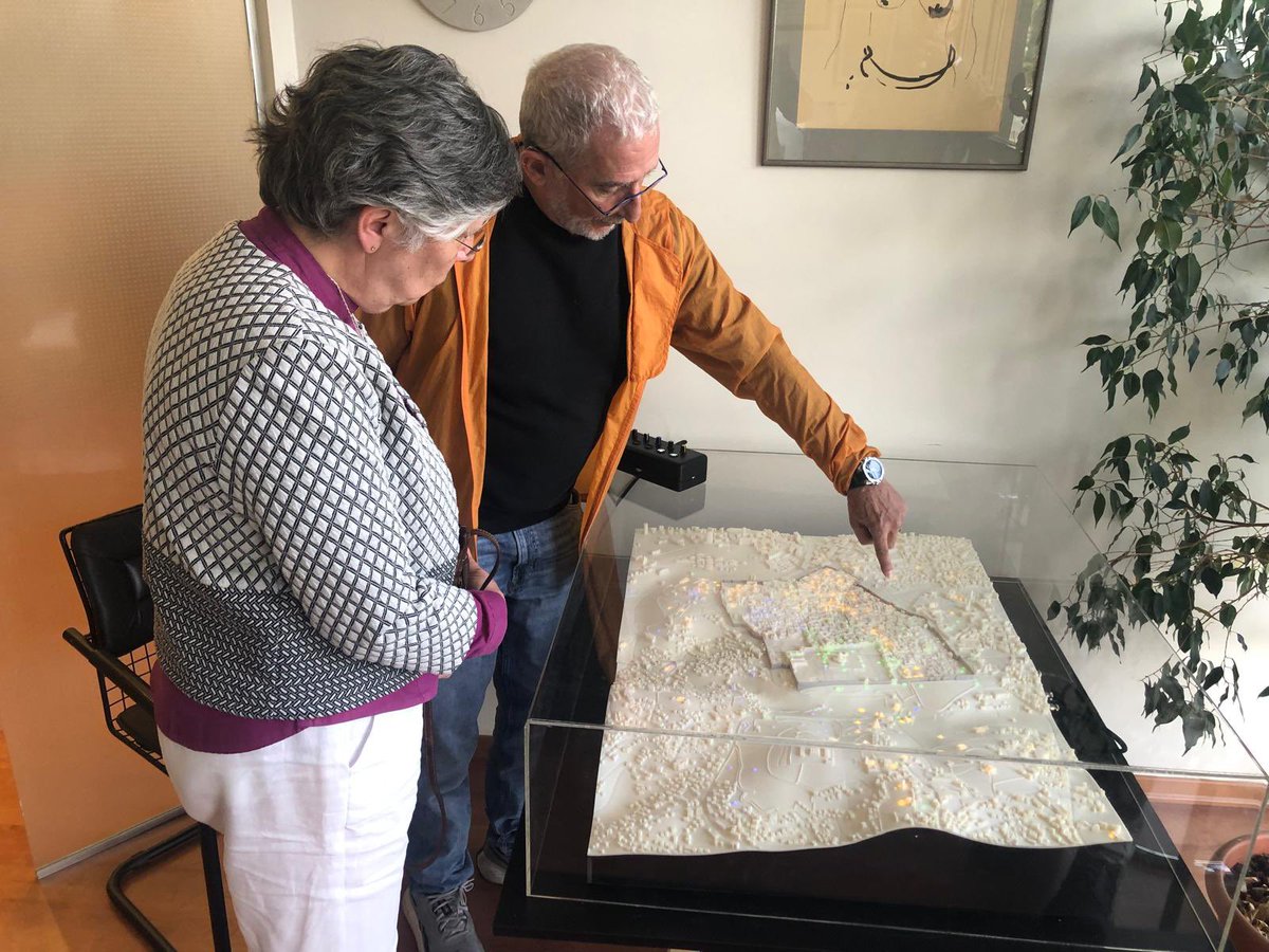 Moving meetings with Salim Munayar of Musalaha, and Danny Seidemann of Terrestrial Jerusalem both of whose honesty and clarity of insight has helped bring the story of this place alive @DanielSeidemann