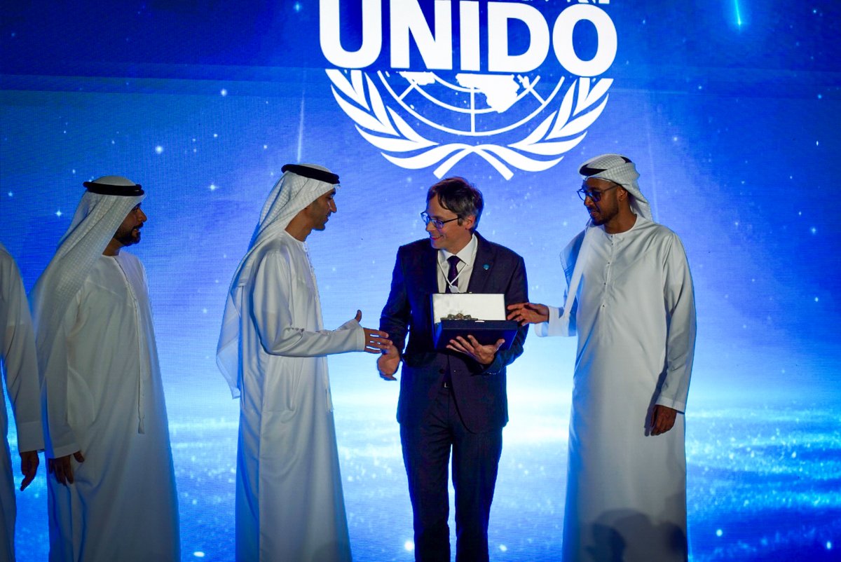 Concluding the first day of #AIM2024, @UNIDO was honoured by @AIM_Congress with an award for its work as International Organization Partner. We are happy to be reinforcing our cooperation this year, an excellent opportunity to support ACP IPAs in their investment promotion effort