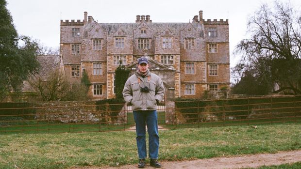 On My Radar: Henry Croston

<a href="/WearePresence/">Presence</a> director Henry Croston offers up fighting words over Paddington 2 and chooses the "least artistic" TV show as his favourite as he reveals what's on his creative radar.

More here: shots.net/news/view/on-m…