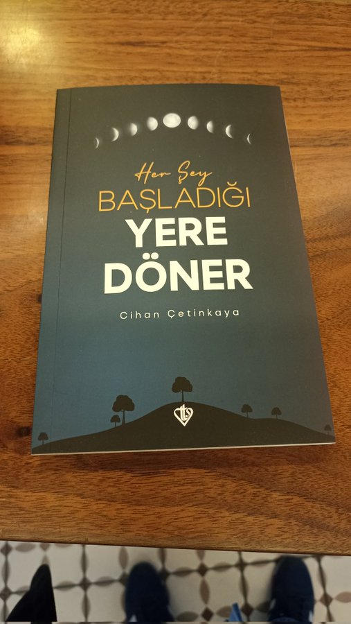 Güzel olan ürkektir, fıtratında dayatma yoktur, narindir. Ben Buradayım,demez; faş etmez kendini. Keşfedilmeyi bekler çünkü ilan edecek olsa kendini, aleni olan her nesne gibi kıymetini kaybeder..