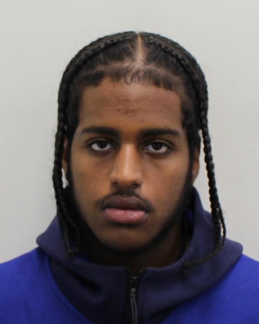 Teenager who fired gun 'randomly' at two people in Chelsea is jailed msn.com/en-gb/news/new… Diversity is our Strength as Leon Redda 19 is Jailed for over 7 years for Firing 2 Shoots from a Hand Gun at random people as he rode pillion on a Stolen Moped in Chelsea 🙊