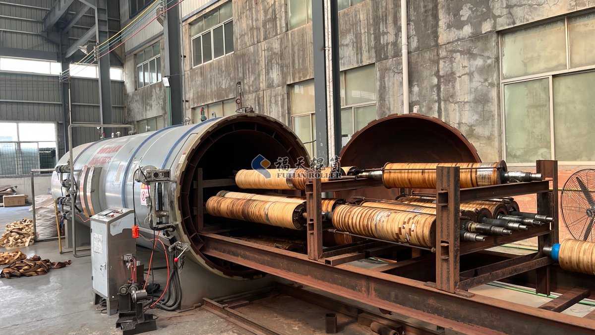 Futian_Roller's tweet image. #Rubberrollers are basically rubber covered metal pipes, which are used for various industrial applications such as #conveying, #printing, #lamination, etc.
Website: rollerft.com
Email: info@rollerft.com
Whatsapp: +86 135 6716 4040