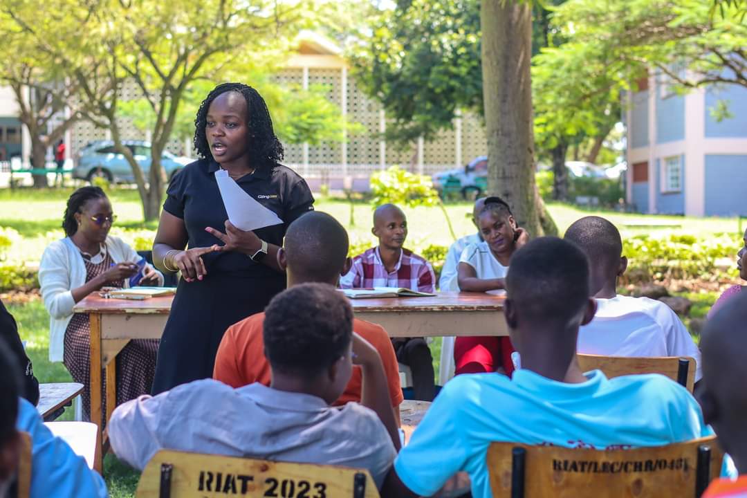 Zone01Kisumu's tweet image. Outreaches are back! Together with the @KisumuCountyKE ICT department, we are visiting TVETS within the County to share exciting opportunities at Zone01Kisumu.

Apply to join us today learn.zone01kisumu.ke

#JobsInTech
#fullstackdevelopers