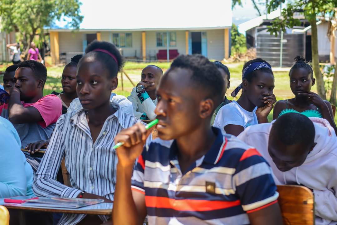 Zone01Kisumu's tweet image. Outreaches are back! Together with the @KisumuCountyKE ICT department, we are visiting TVETS within the County to share exciting opportunities at Zone01Kisumu.

Apply to join us today learn.zone01kisumu.ke

#JobsInTech
#fullstackdevelopers