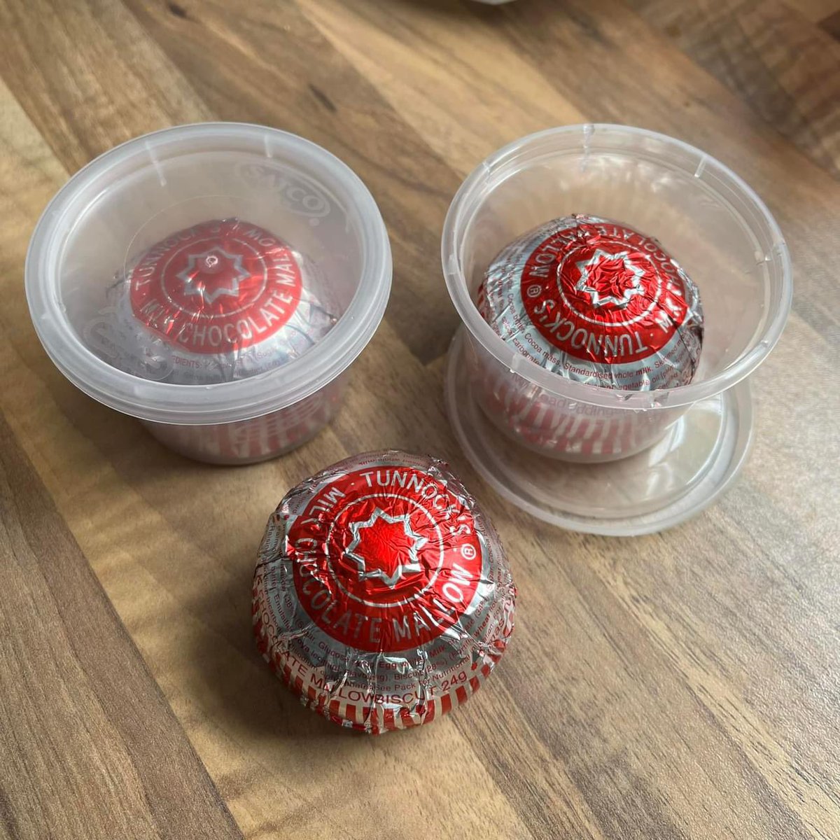This might be deemed too exciting for the group, but I have discovered that small Chinese takeaway sauce containers make perfect individual Tunnocks Teacake holders/transporters. Perfect for preventing chocolate-breakage and marshmallow-squashage 👌🏻. Age 51, size 6.5 feet (7 if…