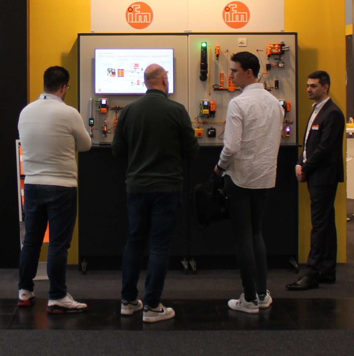 ASInterface's tweet image. Hannover Messe was a success for AS-Interface. In times of economic change, there is always increased cost pressure and therefore a high level of interest in automation solutions. There was particularly strong interest at the #HM24 in the cost benefits of using ASi technology.