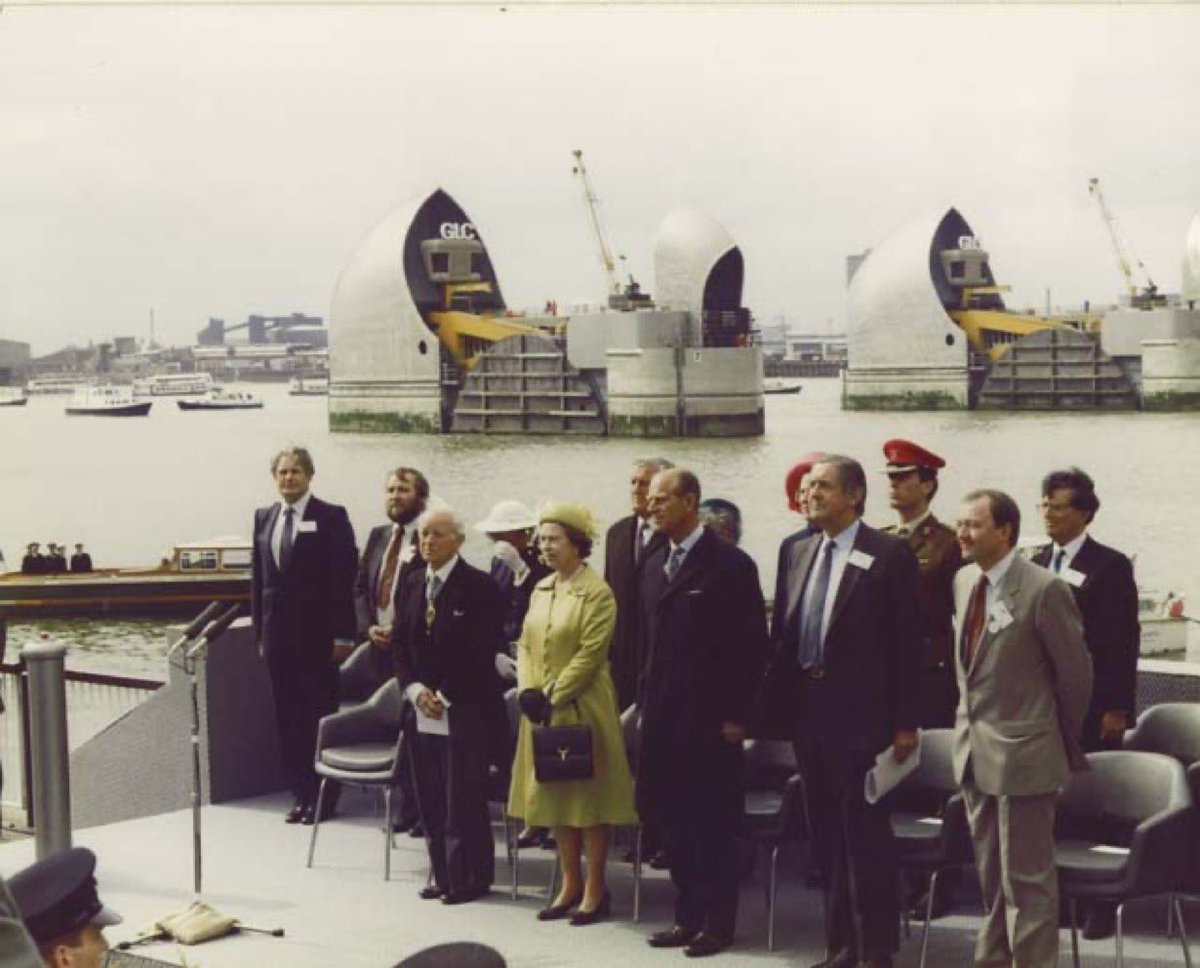 🎈Happy Birthday #ThamesBarrier🎈

#OnThisDay in 1984, #London’s tidal flood defence was officially opened

It was operational for 18 months prior to this, and thanks to the work of our engineering team, should continue operating until 2070 - 40 years more than originally thought