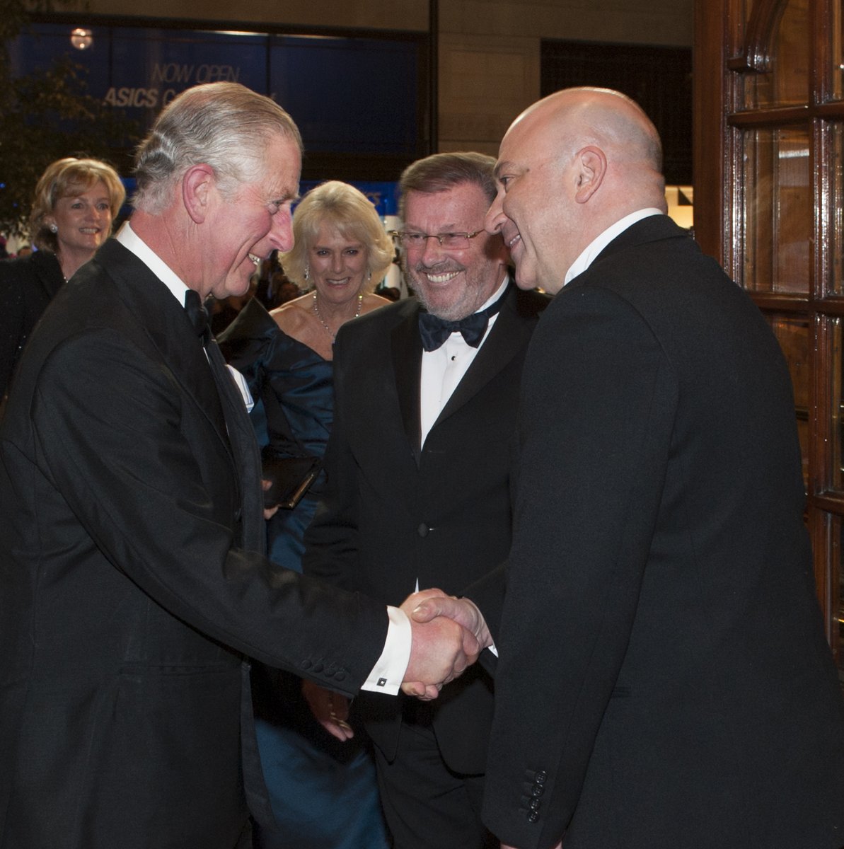 We are delighted to announce that HM The King @RoyalFamily is the new Patron of the @RoyalVariety Charity! His Majesty has long been a supporter of our important work and annual fundraiser, the #RoyalVarietyPerformance & we are thrilled at this recognition and continued support.