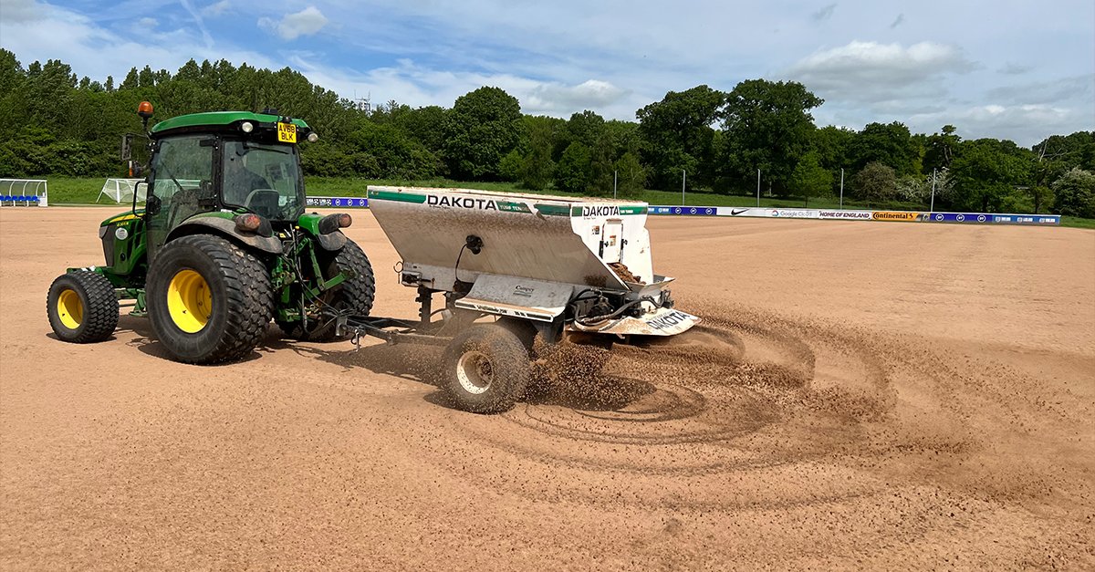 Are you struggling to get your regular sand supply delivered? We've got plenty of product ready and waiting to go. Get in touch with us today 👉 mansfield-sand.co.uk/contact-us/