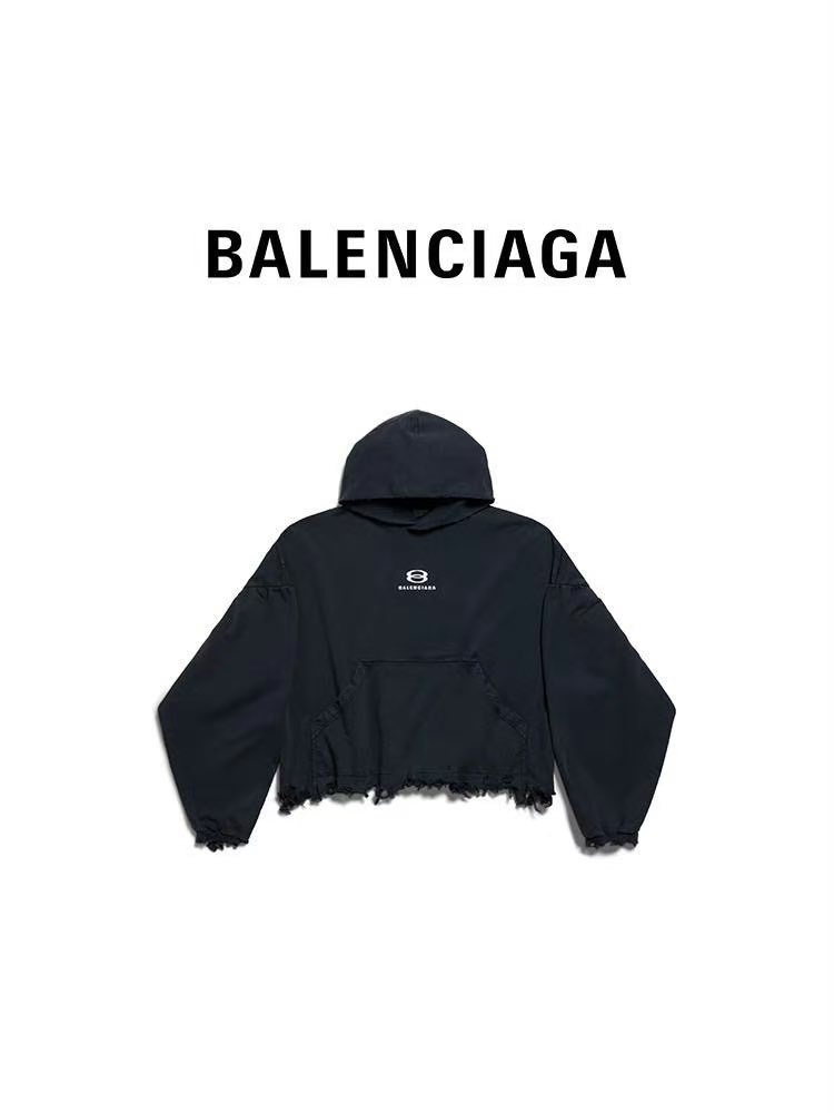 520 with Becky: 2/5 BALENCIAGA UNITY SPORTS ICON CROPPED HOODIE OVERSIZED Sport hoodie to sport girl, wish you could more time to do physical activity and keep healthy @AngelssBecky #Beckysangels #520withBecky