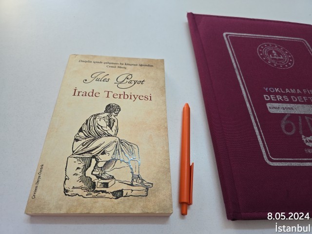 Kitaplar, ruhun penceresidir ve okumak, o pencereden dünyaya bakmaktır. Her satırda yeni bir maceraya yelken açmak, yeni dünyalar keşfetmek için kitapları sevmek gerekir.
#Kitap