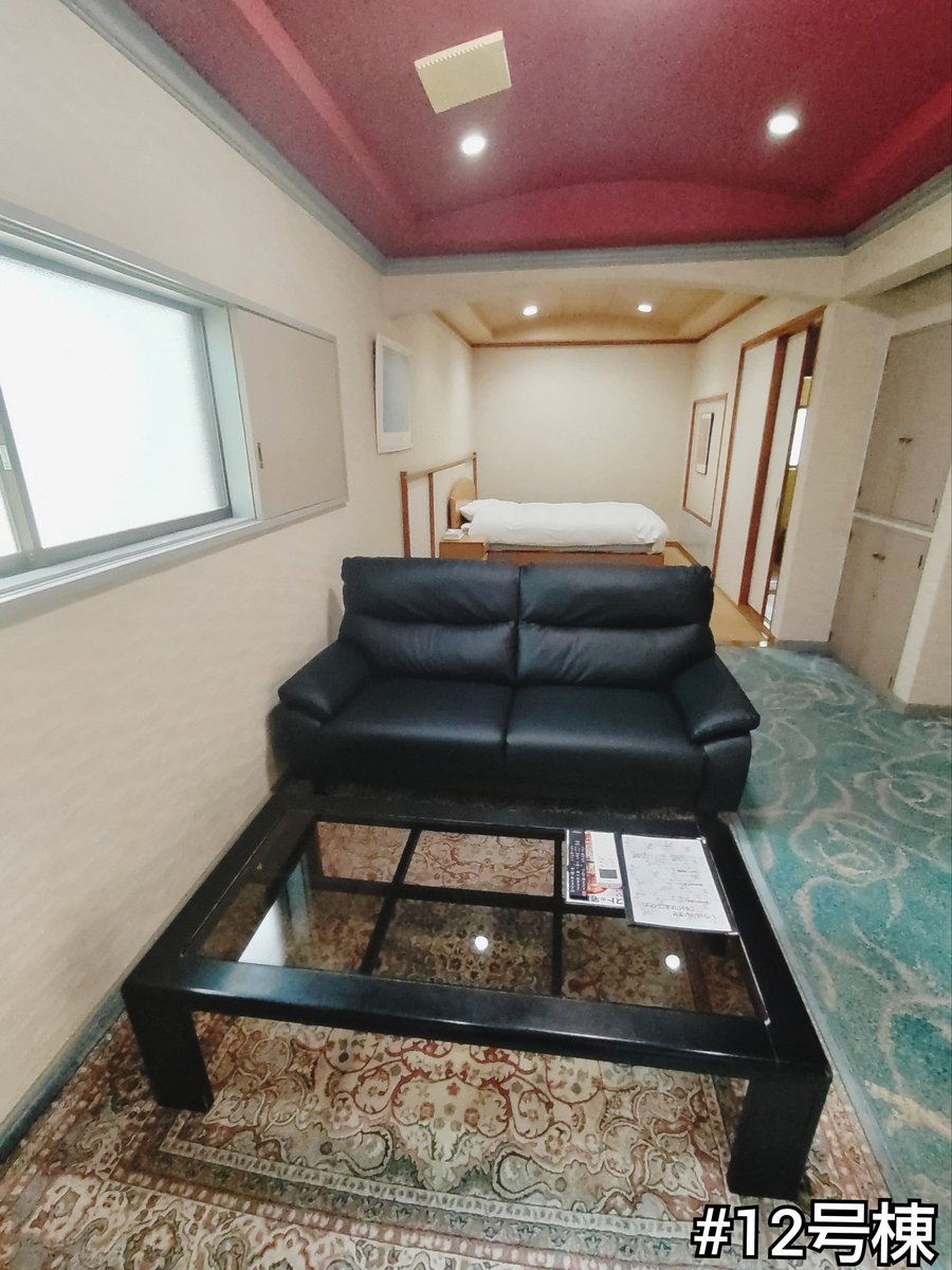 sayama_base's tweet photo. 皆さま、こんにちは
洋室の負の名物?
くたびれたソファー
が一新されました。
ソファーを搬入、搬出
してくれたスタッフ~
も、ありがとう 😃✨
良かったです 😃✨
ご来場をお待ちしております
#狭山ベース
#Sayamabase
#多摩湖周遊道路 沿い https://t.co/DdRz8DutTr