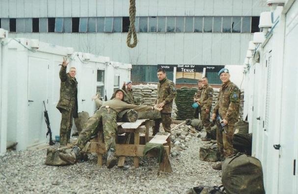 psychologynudge's tweet image. Als je nog iets zoekt wat kansloos is, om je over te schamen dan kan ik je wel een lijstje aanleveren. Je kunt alvast beginnen met de rol van #Dutchbat in #Screbrenica