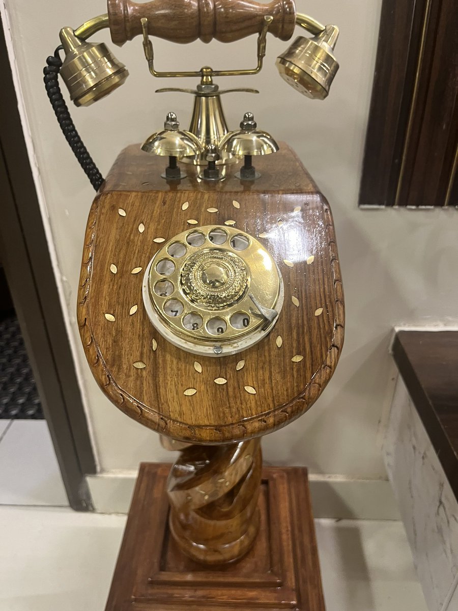 New design brass and Wodden working telephone #brasstelephone #woddentelephone #antiqueshop #antiquedecor #homedecor #handmadetelephone #copperexpert #oldmomeries💕