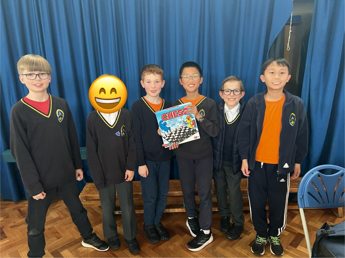 Really proud of Harpenden Academy’s chess representatives in their inter-school tournament today! There were some brilliant games, amazing development and wonderful sportsmanship!
#chess