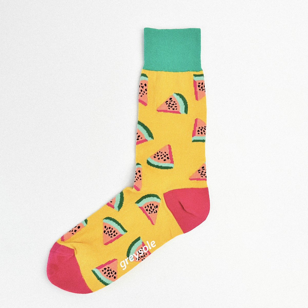 GS Watermelon Crew Socks in yellow are a burst of vibrant color and playful design that will undoubtedly put a spring in your step. These aren’t your ordinary socks; they’re a fashion statement, a celebration of summertime, and a testament to your unique style. 🏷️40ghc