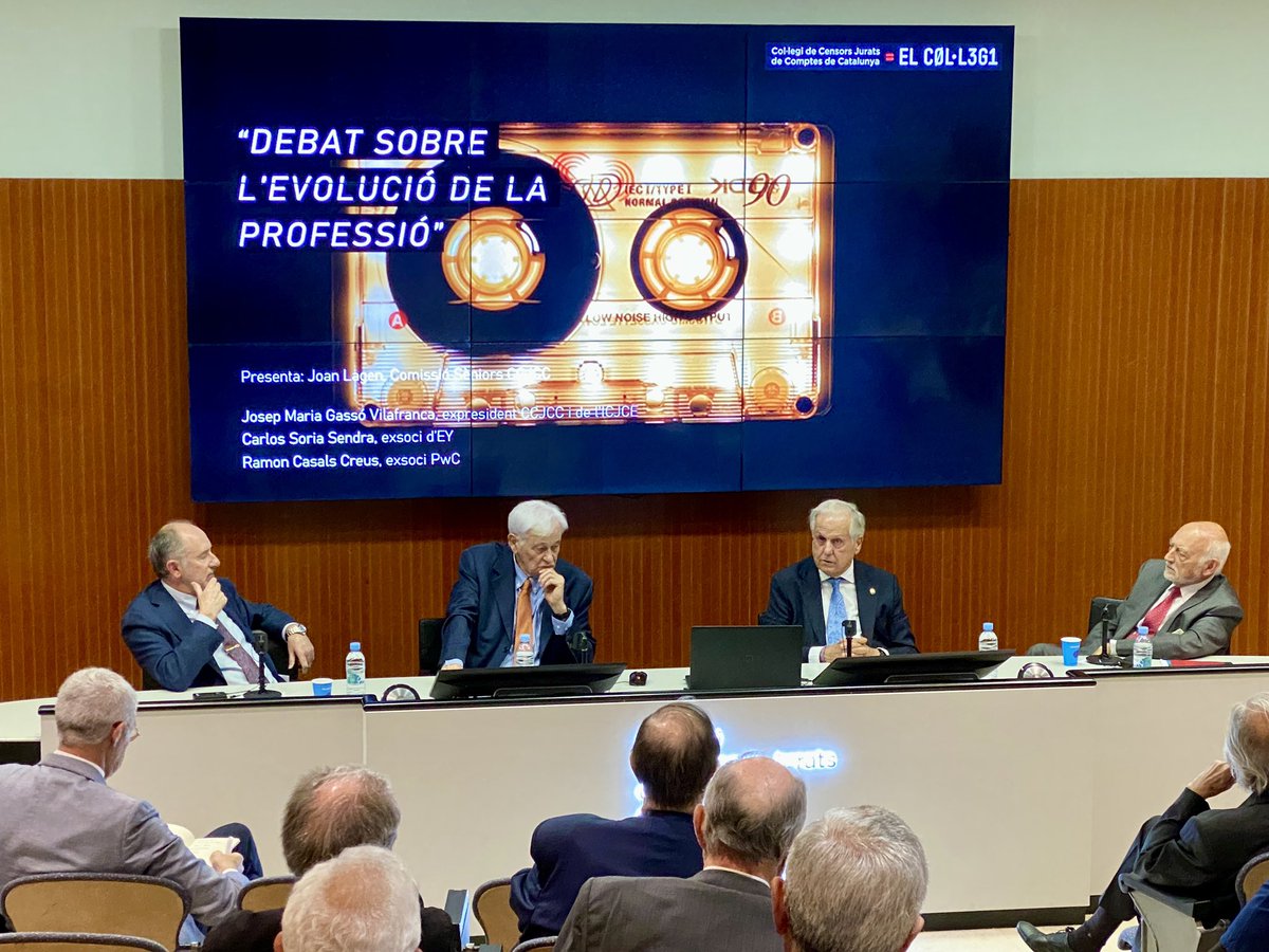 AuditorsCENSORS's tweet image. 🌟 Celebrant 50 anys de col·legiació al Col·legi! Gràcies, auditors i auditores, per mig segle de compromís amb la transparència i l'excel·lència. 🏆👏

El vostre treball ha sigut fonamental per a la integritat i confiança en el món empresarial. #Auditoria #Compromís #SomAuditors