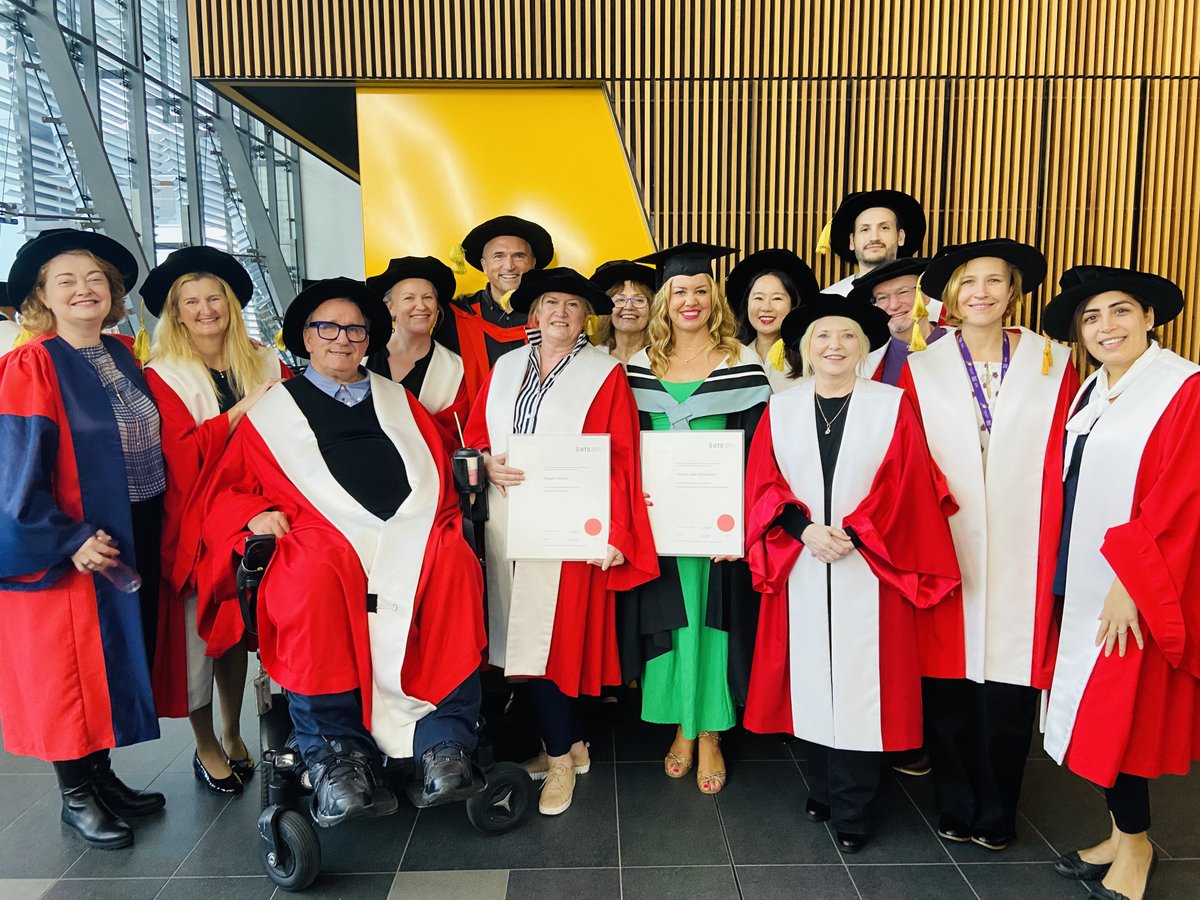 A heartfelt congratulations to all the graduates of @UTS_Business! Our UTS Management academics were honored to be part of this graduation ceremony, celebrating your hard work, dedication, and perseverance. Here's to a future filled with endless possibilities! 🌟
