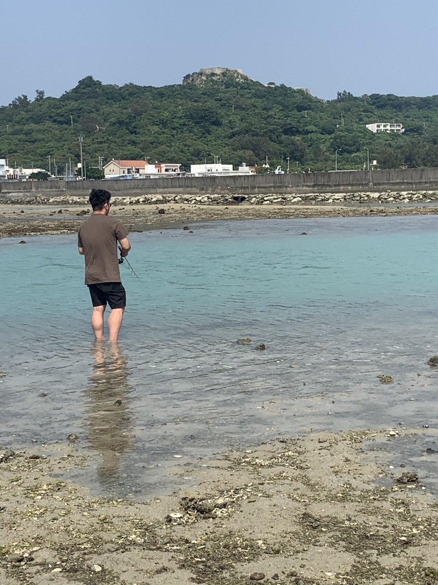 念願の沖縄で釣り。
社員旅行に感謝