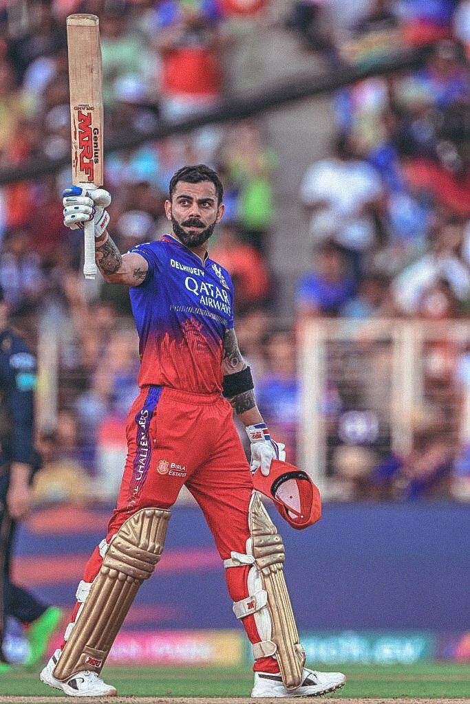 Predict Virat Kohli score with number of balls in #PBKSvsRCB match. Winner will get 500 Rs Paytm from me. Rule: Must Like & RT (Only my followers)