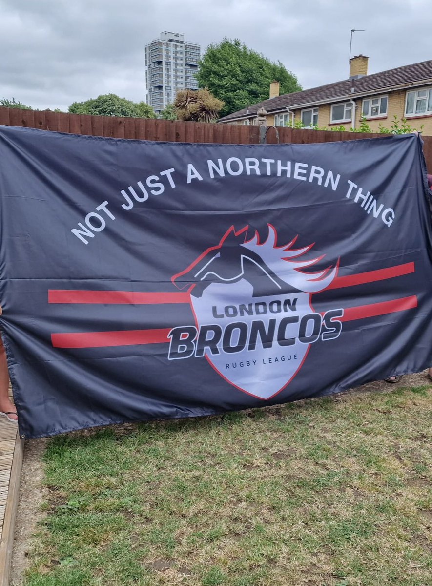 GOLD LOUNGE BACKING THE LONDON BRONCOS #londonbroncos #wearelondon #backthebroncos