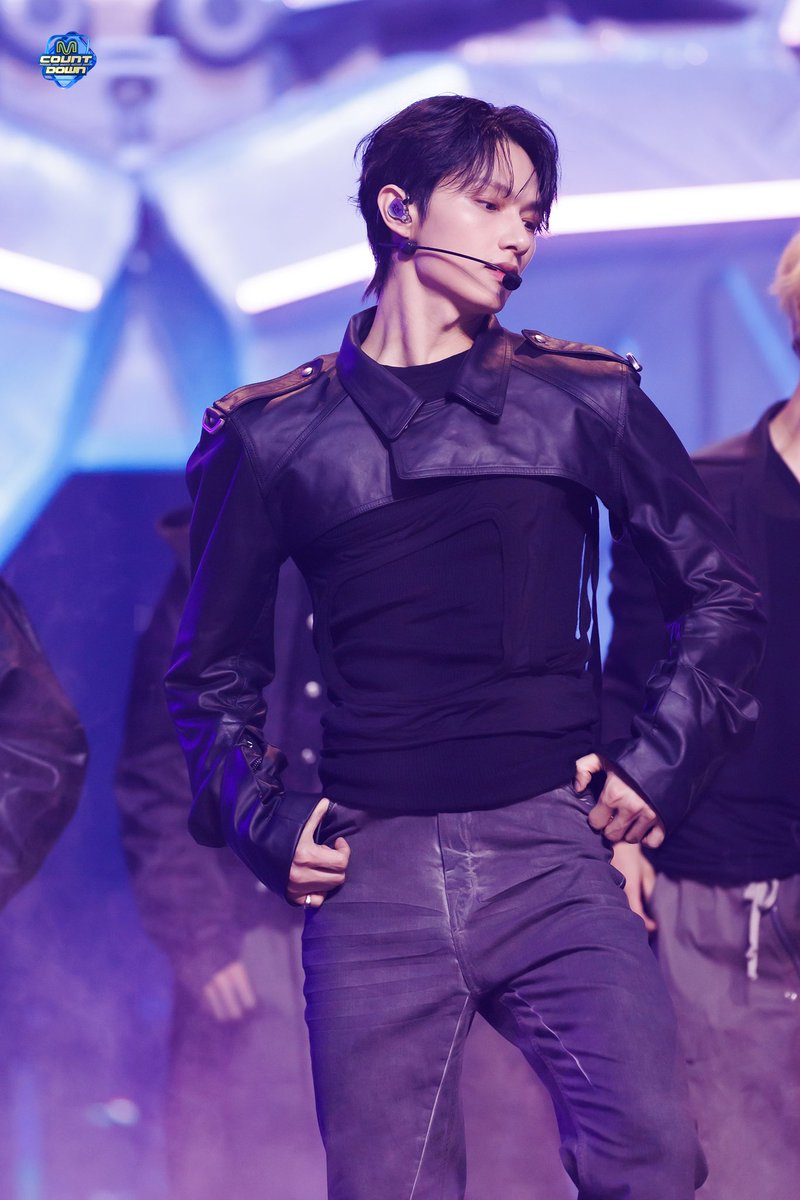 archiveforjun's tweet photo. 240508 #JUNHUIPIC
Maestro On-site Photos 2/2
© MCOUNTDOWN Website
#준 #JUN #문준휘 #文俊辉 #SEVENTEEN #세븐틴 https://t.co/tNvjpkDnvR