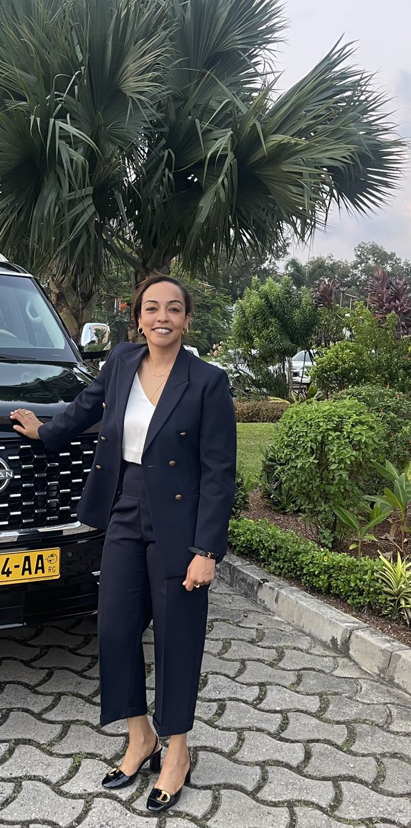 loulaahmat's tweet photo. En direct du Gabon, une belle ville pour assister à la vingtième session ordinaire du comité de pilotage du PREF-CEMAC. Vive la CEMAC ! https://t.co/PNcpTK7aqO