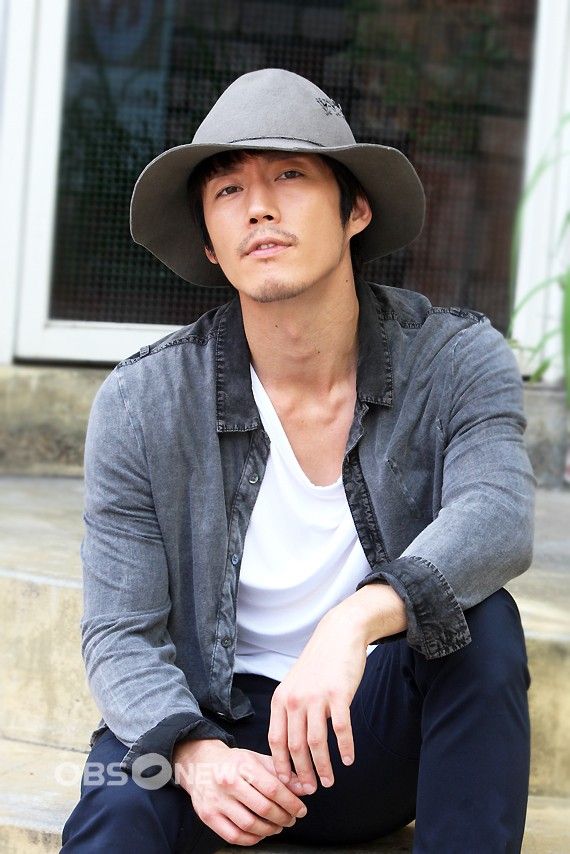 #JangHyuk 💜
@_Flor_de_loto__