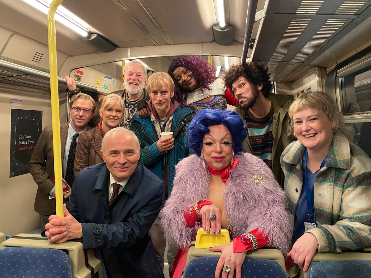 Steve Pemberton (@sp1nightonly) on Twitter photo Series 9 starts today folks and what a cast! <a href="/ReeceShearsmith/">This is NOT</a> Finneran, Bonnar, Kelly, Cooper, Wokoma, Fry, Dunne - and not forgetting Mother. Werk hard, slay hard 💋10pm @bbctwo <a href="/BBCiPlayer/">BBC iPlayer</a> #InsideNo9 #BootoaGoose Series 9 starts today folks and what a cast! <a href="/ReeceShearsmith/">This is NOT</a> Finneran, Bonnar, Kelly, Cooper, Wokoma, Fry, Dunne - and not forgetting Mother. Werk hard, slay hard 💋10pm @bbctwo <a href="/BBCiPlayer/">BBC iPlayer</a> #InsideNo9 #BootoaGoose