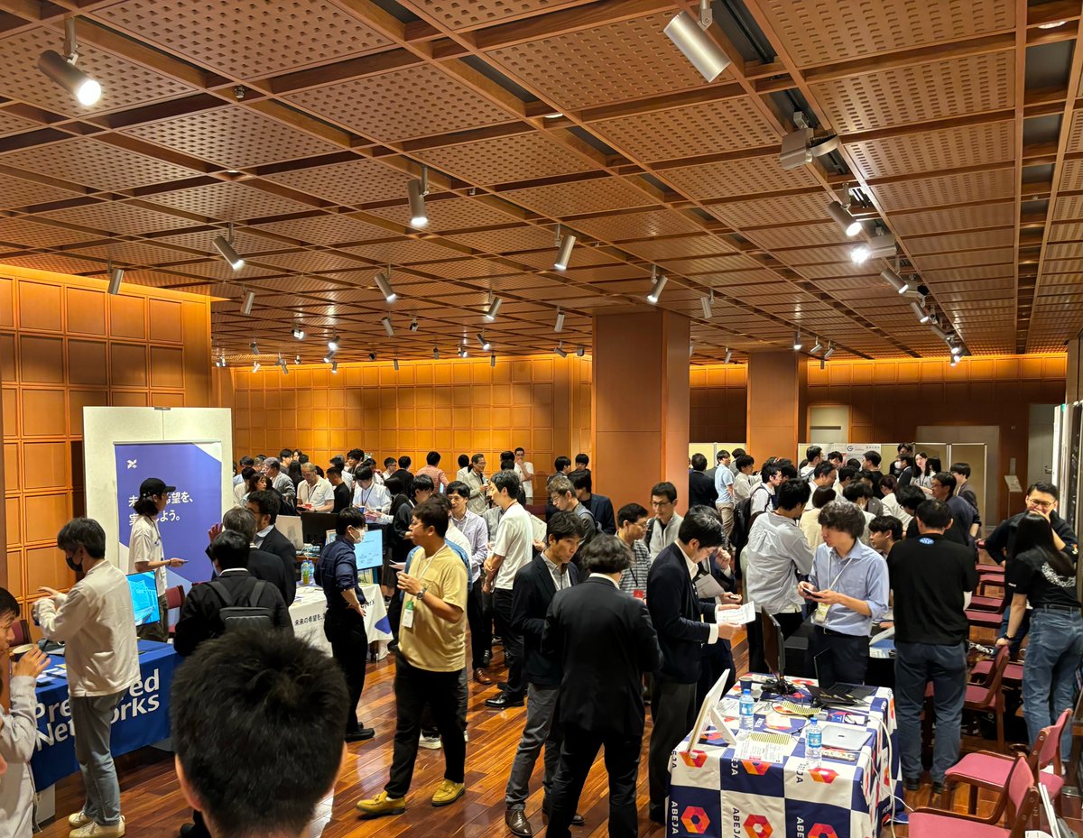 kawamoto_LINER's tweet image. 本日のスピーカー、マイクロソフトの松崎さんと📸✨
（お久しぶりです！）

大盛況ですね〜🙌

🔽 イベントページ（オンライン、まだ購入できます！）
generative-ai-conf-online.peatix.com/view
#gen_ai_conf #MicrosoftAI #AzureOpenAIService #AOAI #MVPBuzz