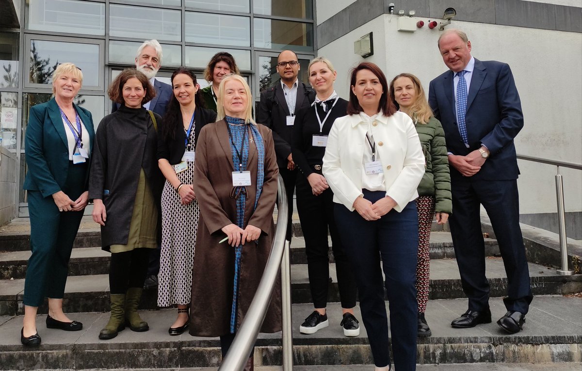 Thrilled to welcome @OECI_EEIG delegates to Galway today. The team are here to assess our #Cancer programme all across the region visiting GUH, SUH and LUH over three days. @CancerUniGalway