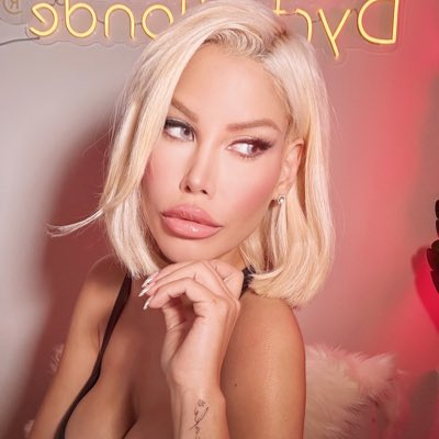 #NewProfilePic https://t.co/UeMZwoa5VI<a href="/tag/newprofilepic"class="tags">#NewProfilePic</a>