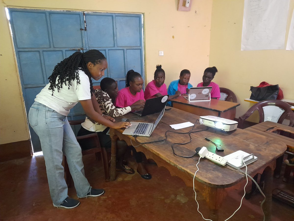 Check out Vivian Cherono’s inspiring journey: Empowering teenage mothers through technology courtesy of the African Girls Can Code Initiative. africa.unwomen.org/en/stories/in-…