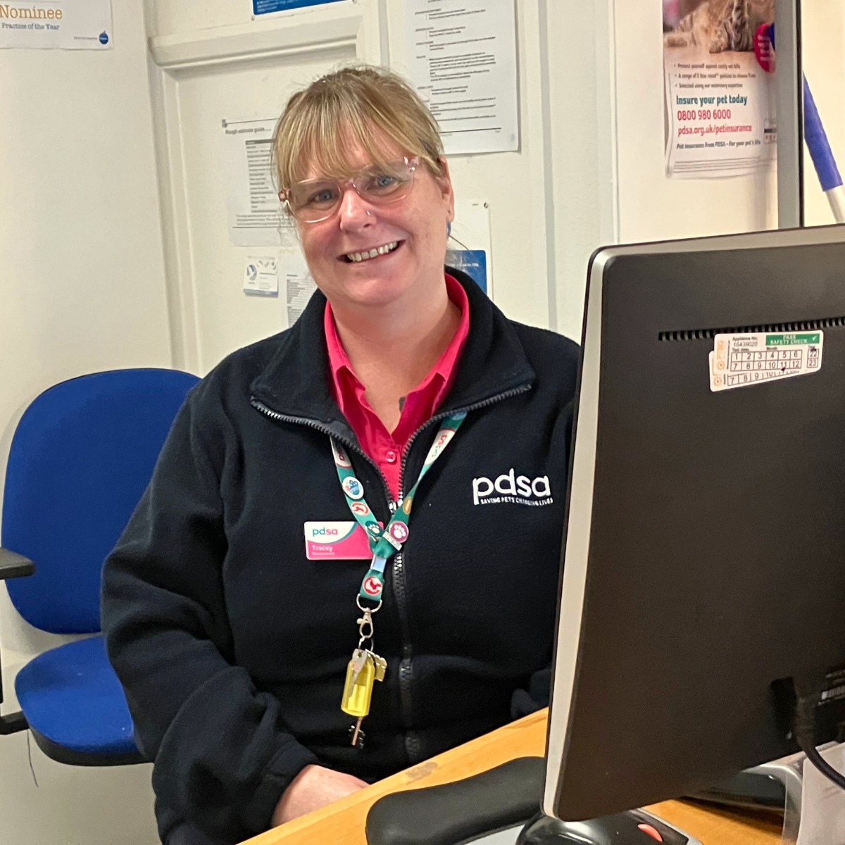 We'd like to give a big shoutout to all of our wonderful Receptionists this #NationalReceptionistsDay 👏 Thank you for being a vital part of what we do in the name of helping sick and injured #Pets ❤️ Search our current vacancies 👉 pdsa.me/NDbE