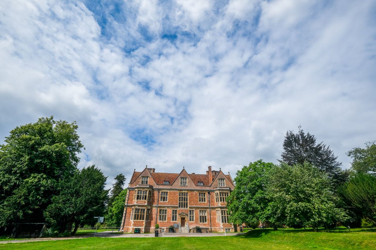 Join us for the Shaw House Open Days where you will have the opportunity to access many areas of the House which are not usually open to the public. Sun 26 & Mon 27 May | 11am–4pm | Free Bake house viewings: 12pm, 1pm, 2pm, 3pm, free, booking required: buff.ly/3UChghd