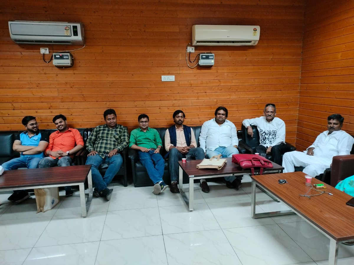 IIMCAA's tweet photo. Delhi - Central Committee Meeting | 5 May 2024 #IIMC #IIMCAA #Connections 

@simratgulati @kalyan0302 @GayatriSinha @biswasanimesh @deekshasaksena @atuljurno @kgkrishna12 @komalbadodekar @journoijaj @RiteshIIMC https://t.co/aKKj58FCTg