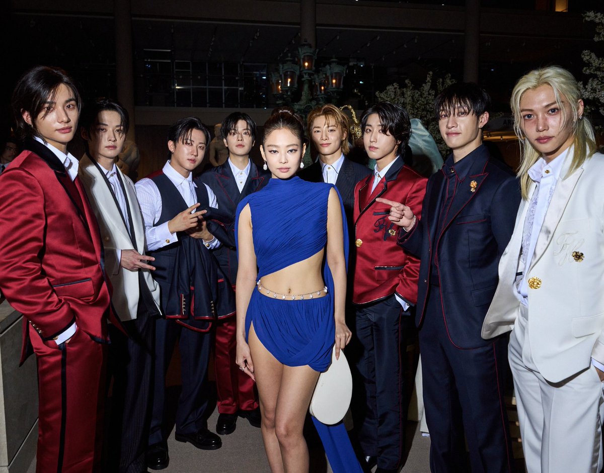Calling All #StrayKids And #Blackpink Fans, You Might Want To See This. Here, Take An Exclusive Look Inside The #MetGala: trib.al/8CFJps4
