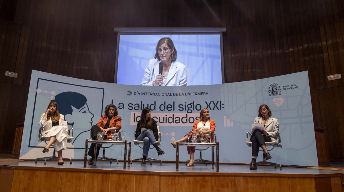 El #ISCIII, a través de su Unidad @Investenisciii, llevará a cabo con @sanidadgob nuevos estudios sobre enfermería. La directora de Investén, Teresa Moreno, coliderará la Comisión Permanente del Comité de Cuidados en Salud. 📰 #NoticiasISCIII ➡️ isciii.es/Noticias/Notic…