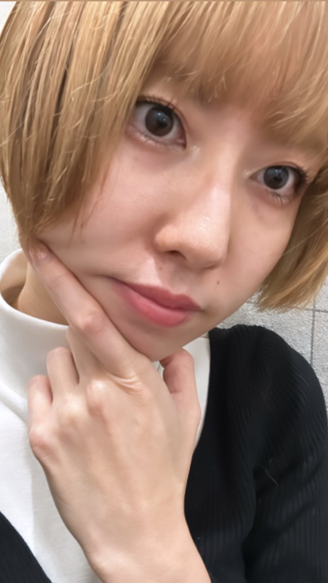 tamarin_model's tweet photo. メイクいい感じ✌️
iPhone純正のインカメだよ🤳

基本的にアプリはあまり使いません

#portait #portraitphotography 
#ポートレート
#ポートレートモデル
#被写体希望
#撮影会モデル 
#カメラマンさんと繋がりたい
#キリトリセカイ 
#Apple撮影会
#サロンモデル https://t.co/2AWMtxfgNg